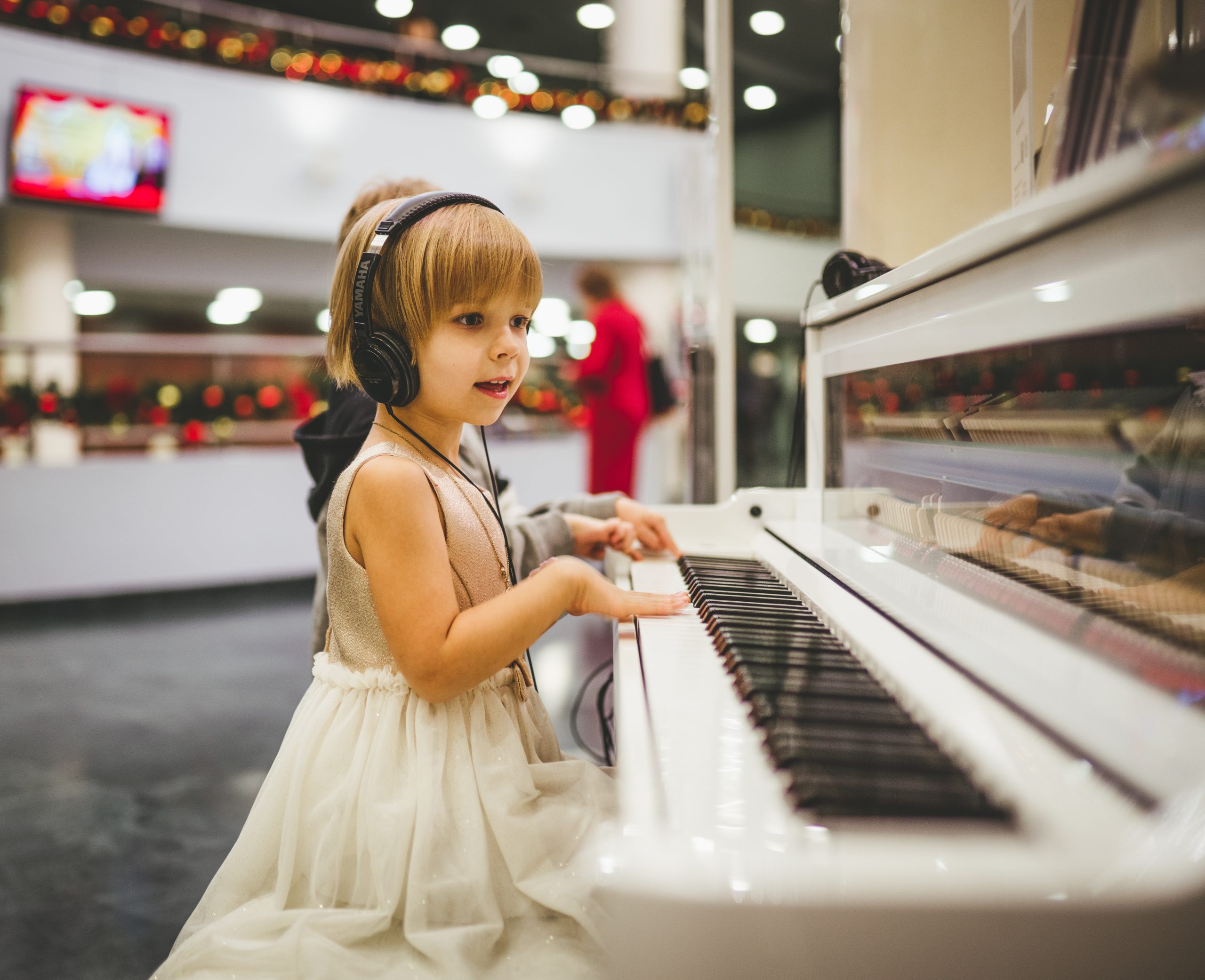 Jak wyglądają typowe zajęcia muzyczne dla dzieci?