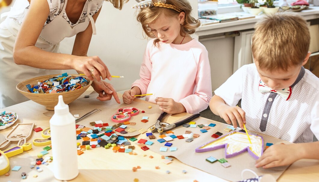 Jak metoda Montessori wspiera samodzielność i rozwój dziecka?