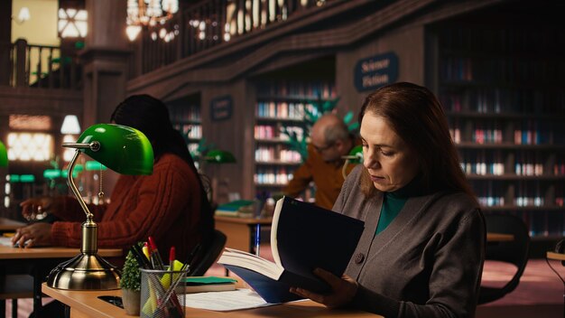 Jak Wykłady Mogą Zwiększyć Twoje Szanse na Sukces na Egzaminie Dojrzałości z Historii